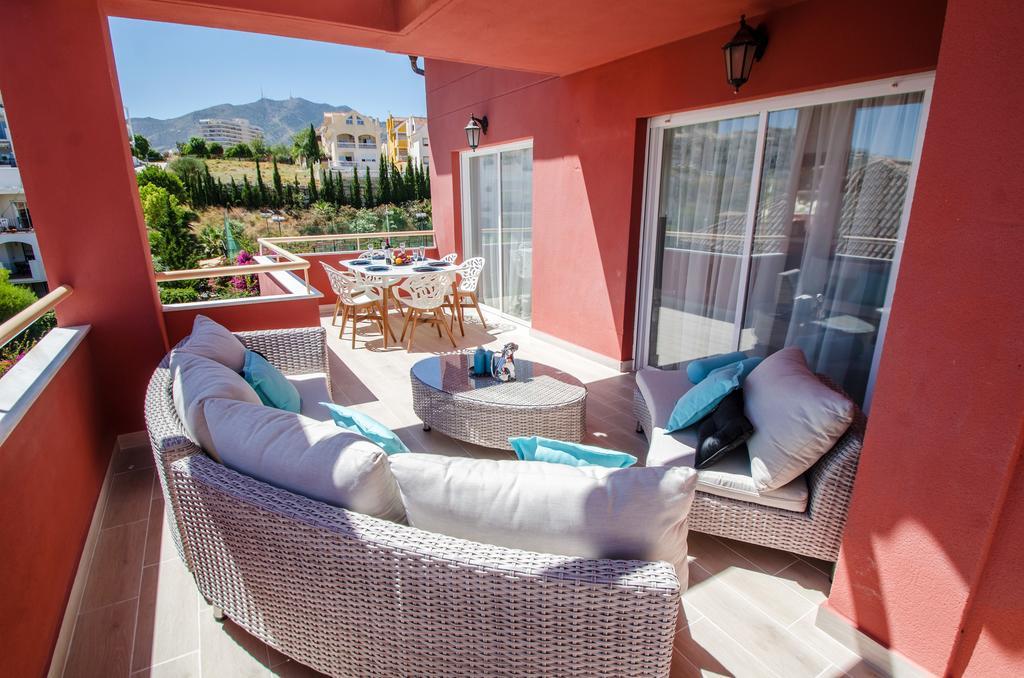 Gorgeous 170 Sq.M. Penthouse With Sea View Terraces Apartment Benalmádena Exterior photo