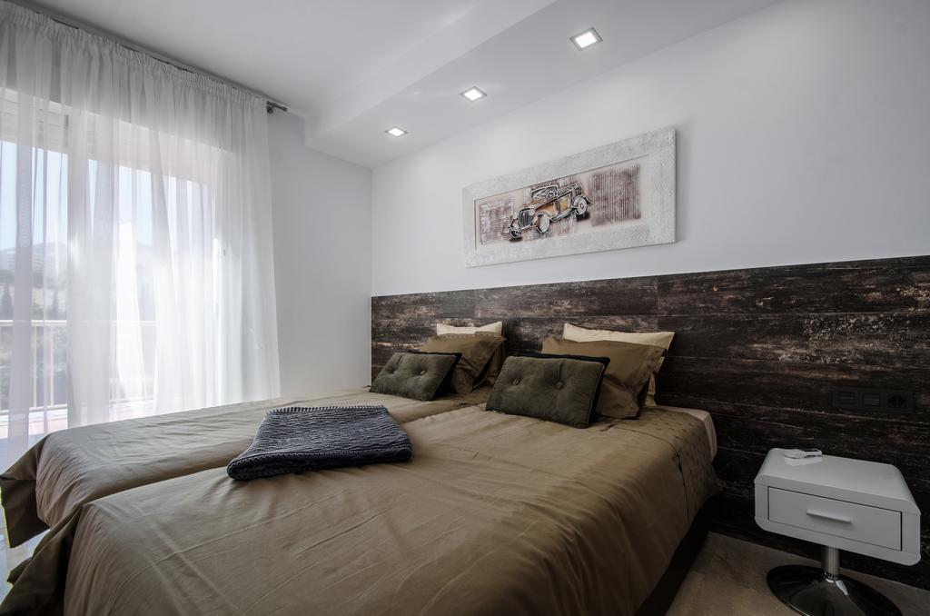 Gorgeous 170 Sq.M. Penthouse With Sea View Terraces Apartment Benalmádena Exterior photo